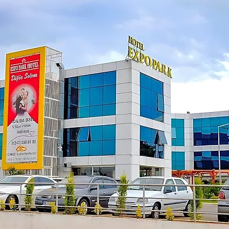 Hotel Expo Park 3*