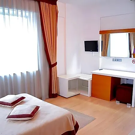 Expo Park Ξενοδοχείο 3*