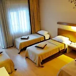 Expo Park מלון 3*