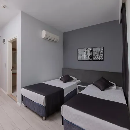 Expo Park Hotel